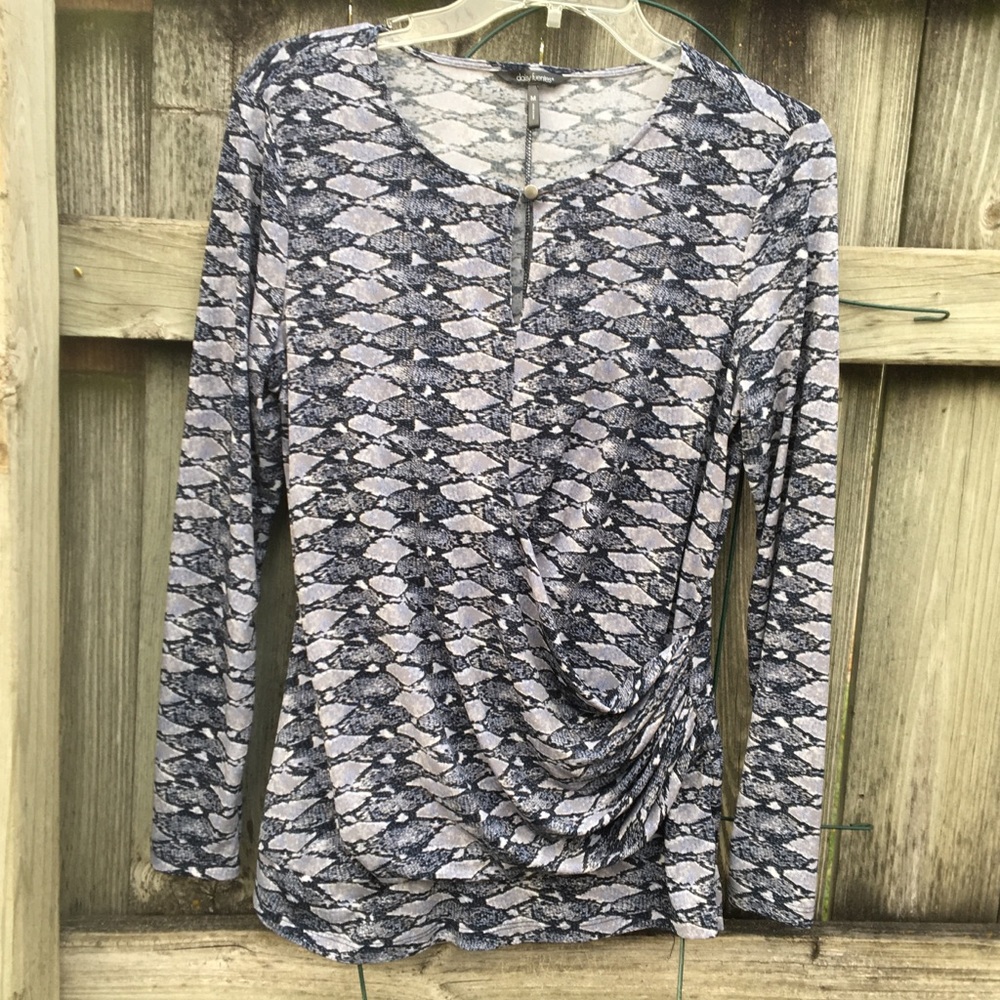 Daisy Fuentes Gray Medium Blouse